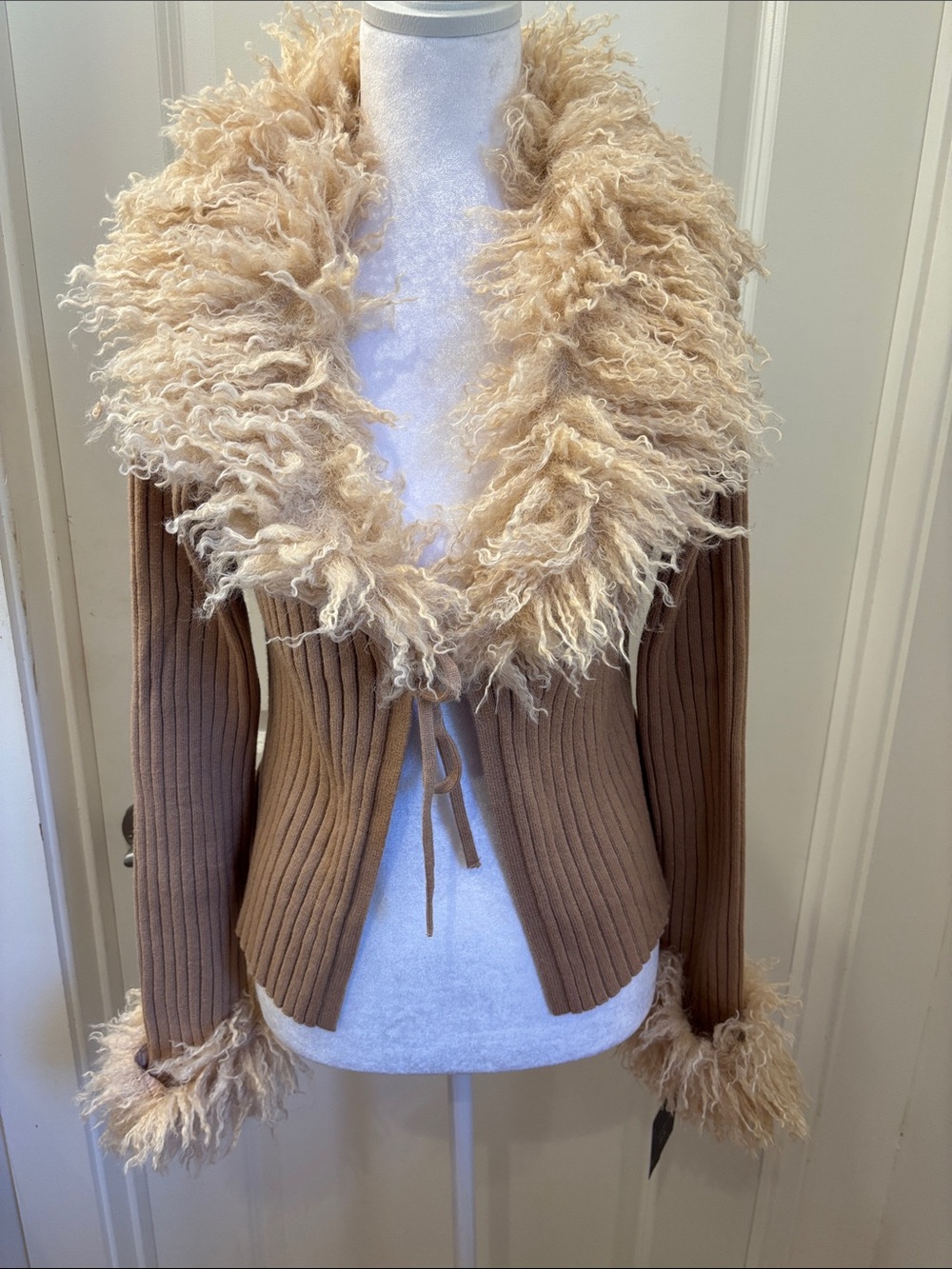 NWT Haute Hippie Cream faux fur Trim latte Brown Ribbed penny lane Sweater- S